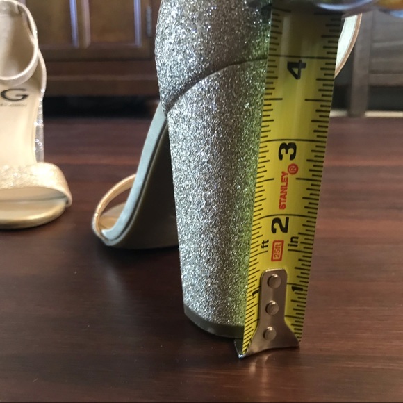 G BY GUESS Glittery Gold Chunky Heel Sandal // 8.5 - Picture 5 of 8